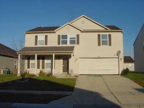2300 Shadowbrook Dr, Plainfield, IN 46168 photo 1