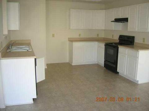 9462 W Canoe Trl, Pendleton, IN 46064 photo 3