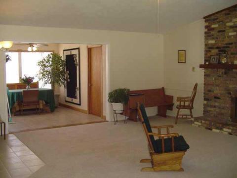 11399 Central Dr E, Carmel, IN 46032 photo 3