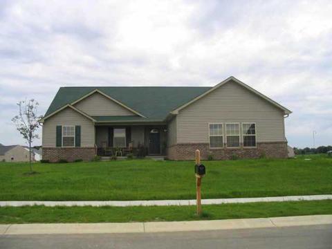 333 Tamarack Cir, Pendleton, IN 46064 photo 1