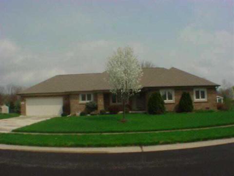 559 Summit Dr, Plainfield, IN 46168 photo 1