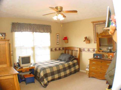 221 Lucky Ln, Pendleton, IN 46064 photo 7