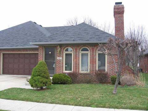 237 Andrews Blvd, Plainfield, IN 46168 photo 1