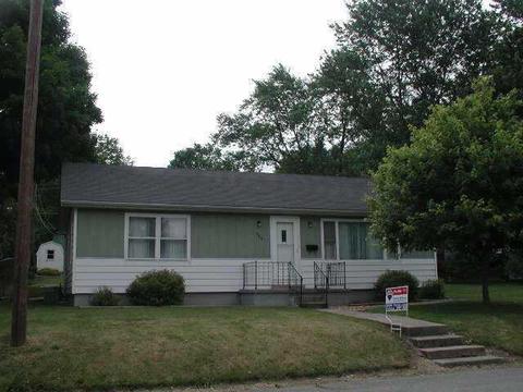 223 Jefferson St, Pendleton, IN 46064 photo 1