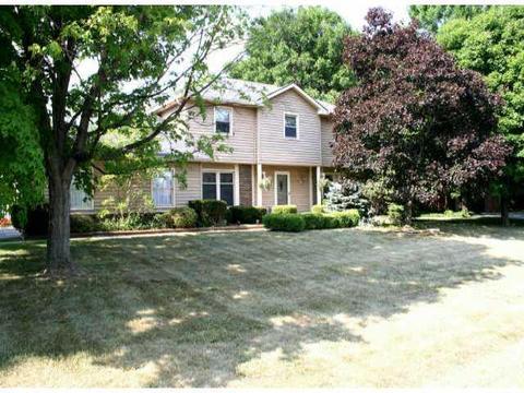 3676 106th St E, Carmel, IN 46033 photo 1
