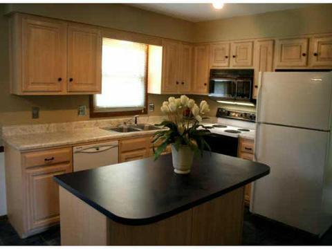 3676 106th St E, Carmel, IN 46033 photo 5