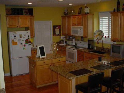 11582 E Sutton Place Dr, Carmel, IN 46032 photo 4