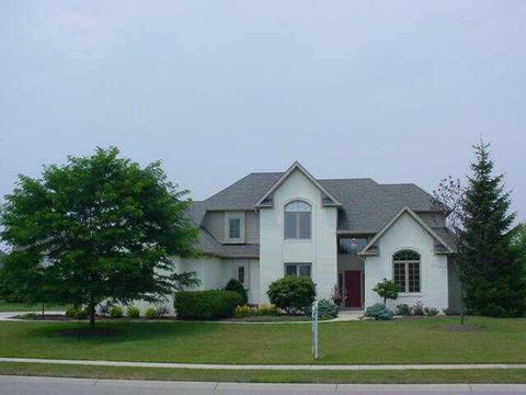 11582 E Sutton Place Dr, Carmel, IN 46032 photo 1