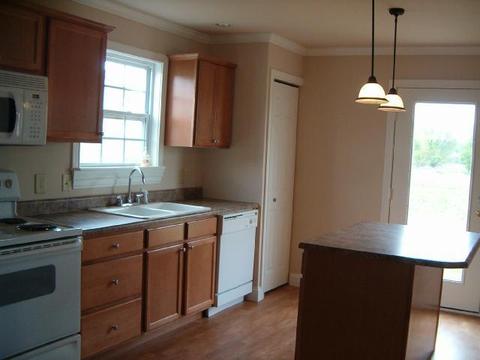 8229 S Firefly Dr, Pendleton, IN 46064 photo 3