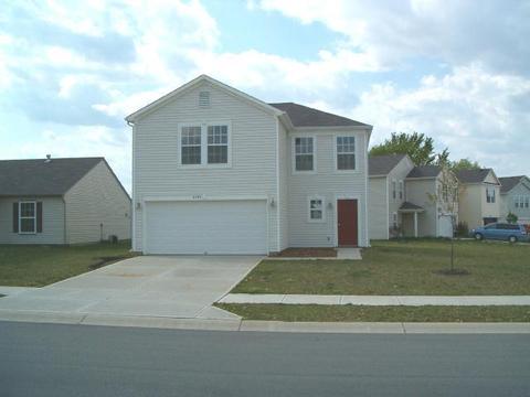 8229 S Firefly Dr, Pendleton, IN 46064 photo 1