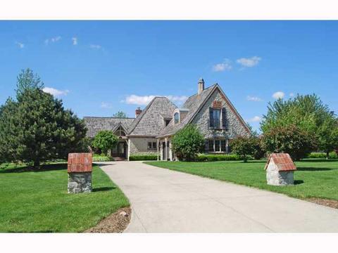 6432 S Fox Chase Dr, Pendleton, IN 46064 photo 1