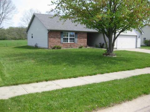 156 Oxford Ave, Pendleton, IN 46064 photo 3