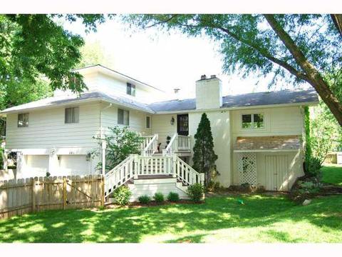 11411 River Dr, Carmel, IN 46033 photo 1