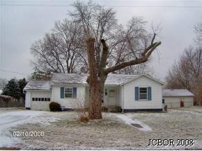 413 E 9th St, Seymour, IN 47274 photo 1