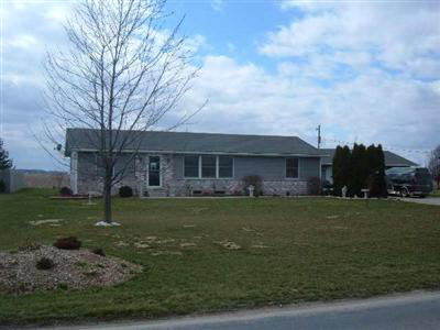 416 S Adams St, Monroe, IN 46772 photo 1