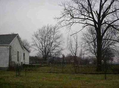 3108 Taylor, Yoder, IN 46798 photo 2