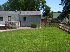 600 Pearl St, Plymouth, IN 46563 photo 4