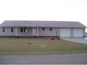 8215 16th Rd, Argos, IN 46501 photo 1