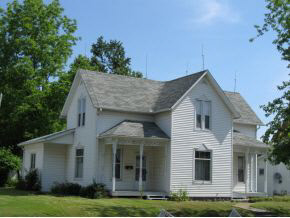 317 E Plymouth St, Bremen, IN 46506 photo 1