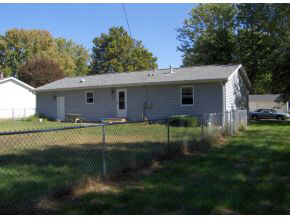 1506 Bancroft Ave, Rochester, IN 46975 photo 2