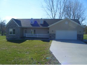 10719 Hillside Ct, Plymouth, IN 46563 photo 1