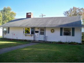 210 Baker St, Plymouth, IN 46563 photo 1