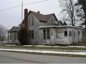 401 E Walnut St, Argos, IN 46501 photo 1