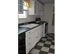 614 N Troutman St, Kewanna, IN 46939 photo 2
