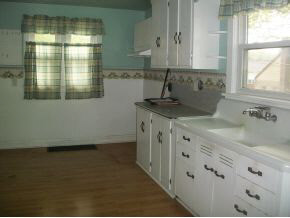 116 W Harding St, Bremen, IN 46506 photo 7