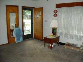 404 W Walnut St, Argos, IN 46501 photo 2