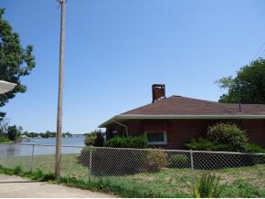 1707 Idlewild Dr, Rochester, IN 46975 photo 4