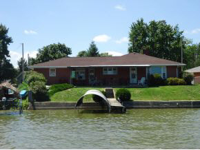 1707 Idlewild Dr, Rochester, IN 46975 photo 1