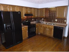 1819 Edgefield Ln, Mishawaka, IN 46544 photo 2