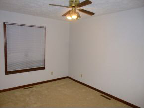 1819 Edgefield Ln, Mishawaka, IN 46544 photo 10