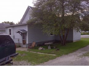 309 S Logan St, Kewanna, IN 46939 photo 3