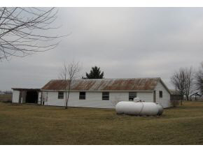 9592 S Sr 25, Rochester, IN 46975 photo 2