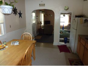 306 N Center St, Akron, IN 46910 photo 4