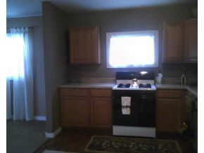 305 S Plum St, Plymouth, IN 46563 photo 6
