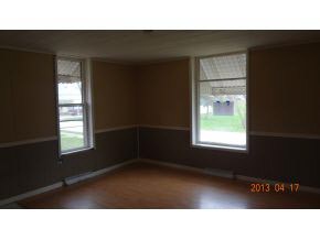315 S Cherry St, Akron, IN 46910 photo 6