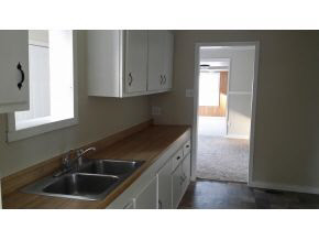 1011 N Walnut St, Plymouth, IN 46563 photo 4