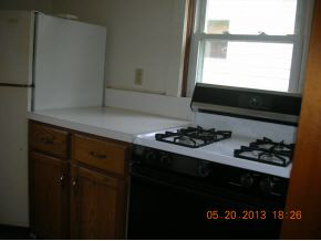 604 N Thayer St, Bourbon, IN 46504 photo 4