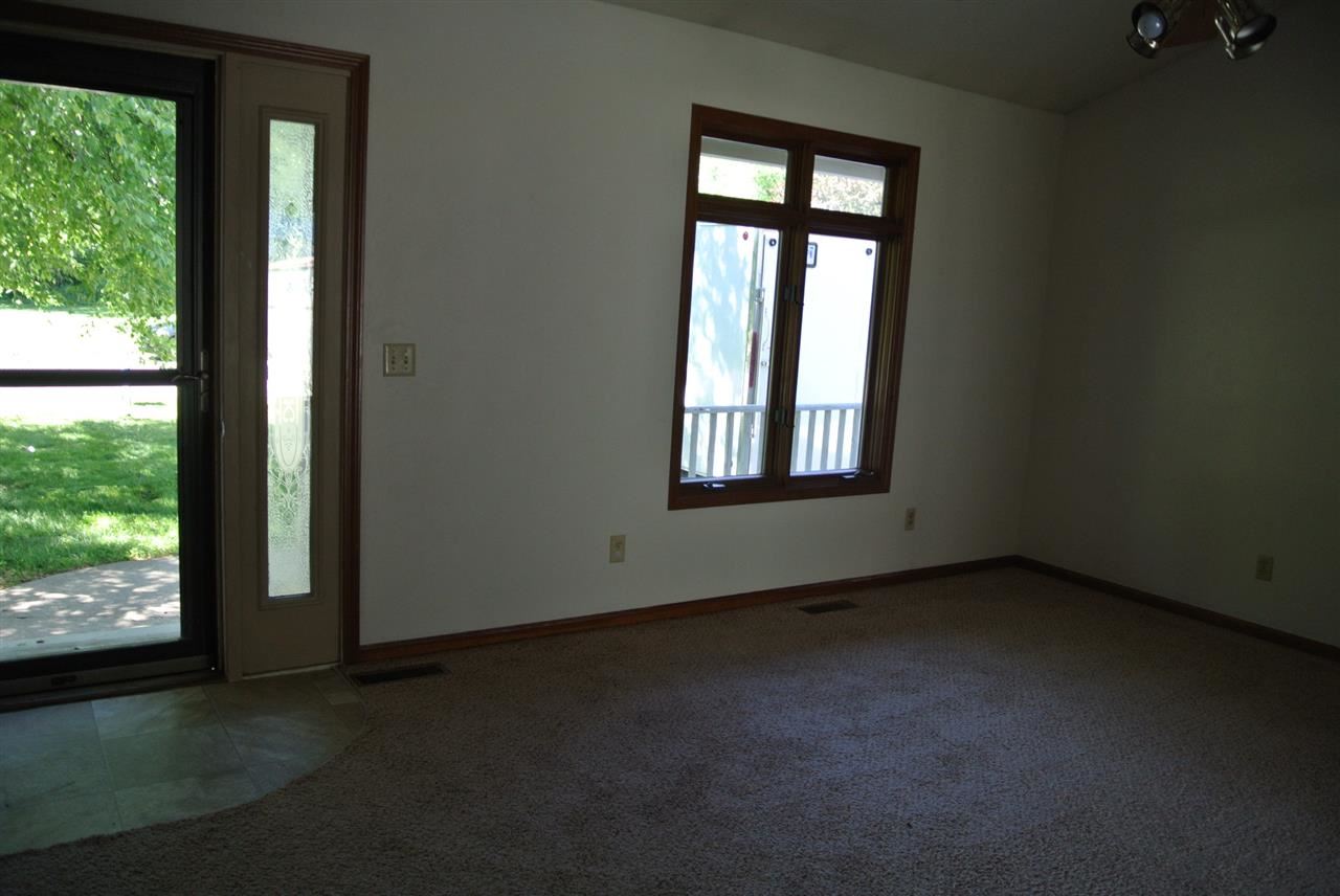 804 Maple Ave, Plymouth, IN 46563 photo 7