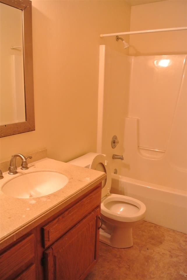 804 Maple Ave, Plymouth, IN 46563 photo 11