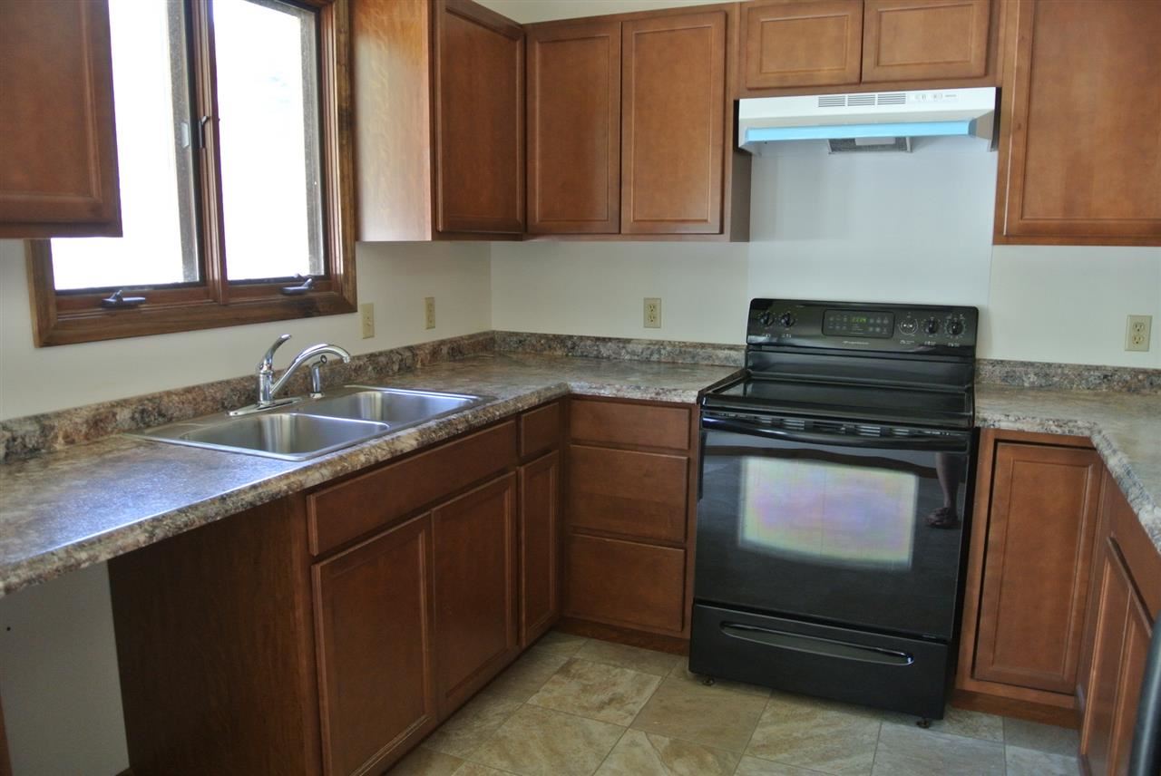804 Maple Ave, Plymouth, IN 46563 photo 4