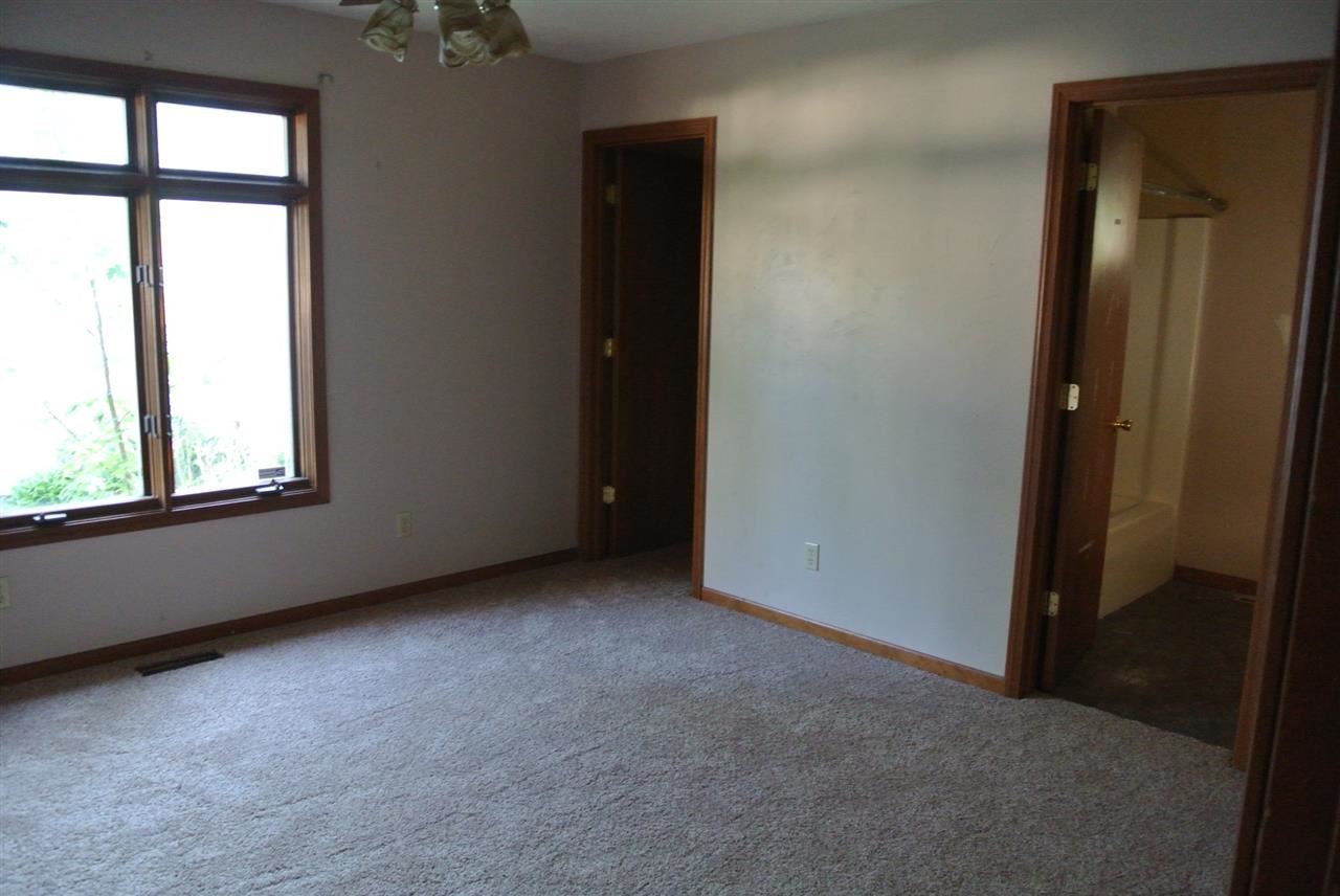 804 Maple Ave, Plymouth, IN 46563 photo 6