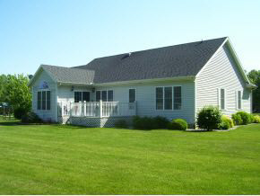 11175 Hunter Dr, Plymouth, IN 46563 photo 3