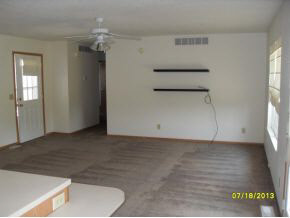 404 Rose Ln, Bourbon, IN 46504 photo 4