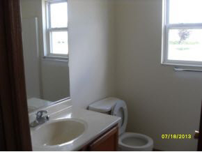 404 Rose Ln, Bourbon, IN 46504 photo 7