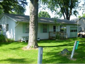 8494 Bell St, Bremen, IN 46506 photo 3