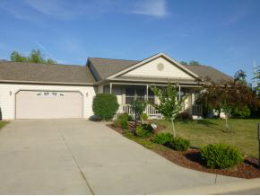 1104 Staceys Meadow Ln, North Liberty, IN 46554 photo 1